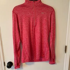 Nike Drifit element running top